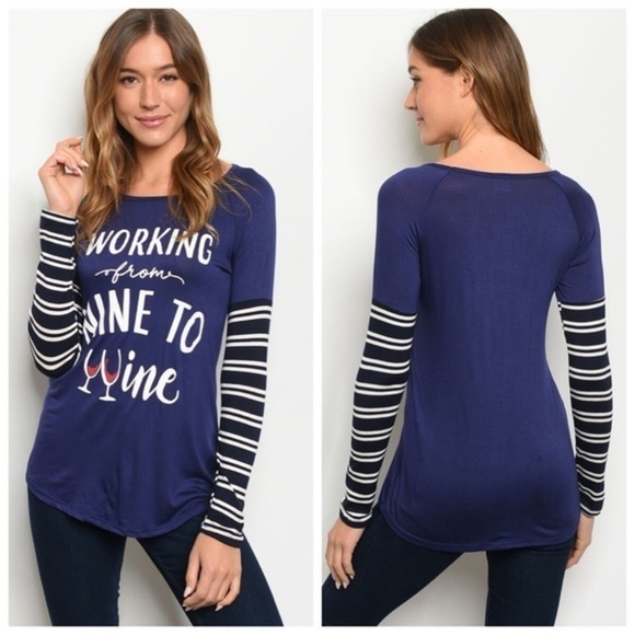 Tops - 🆕Working nine to wine-Fun graphic tee in navy